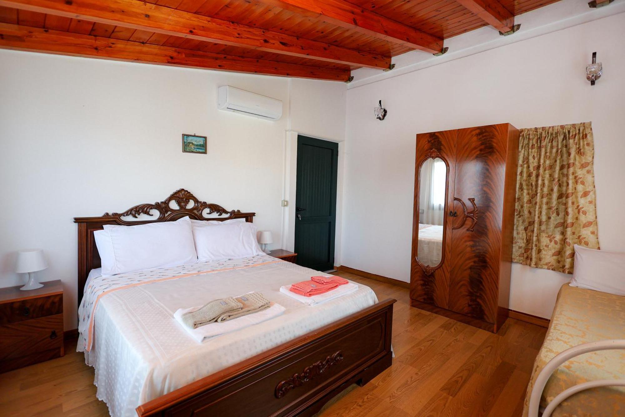 Casa La Pieve Bed & Breakfast Berat Bagian luar foto